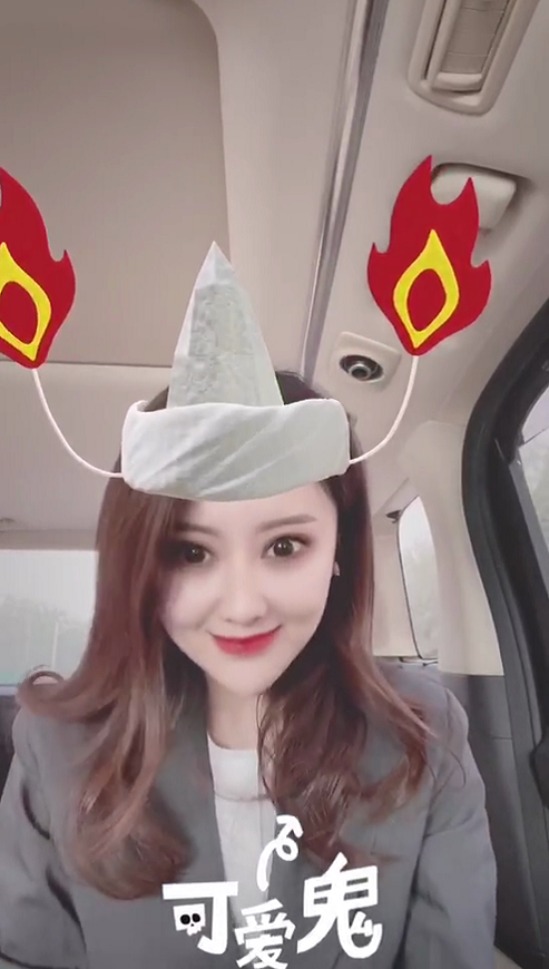 李小璐|真性情！甘薇晒马苏同款视频并留言互动，依然与李小璐情如姐妹