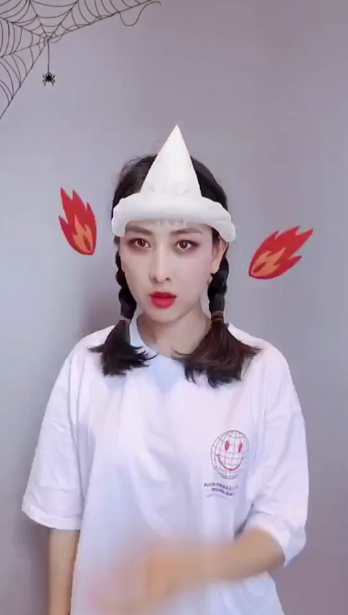 李小璐|真性情！甘薇晒马苏同款视频并留言互动，依然与李小璐情如姐妹