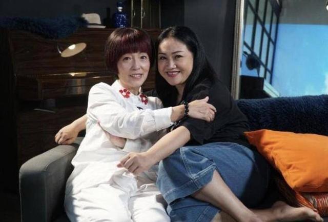 陈安莹|TVB御用“傻姑”陈安莹因妈妈一句话影响婚姻观，至今未婚