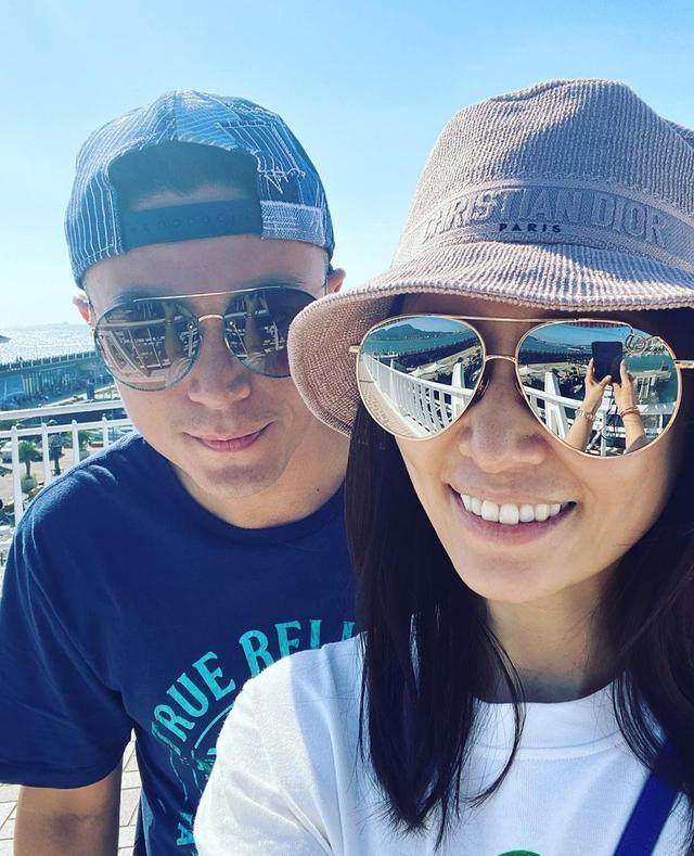 霍建华|霍建华现身陶晶莹生日聚会，笑容灿烂不带老婆，被指没心没肺