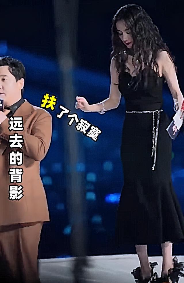 沈腾|沈腾回应不扶杨幂，贾玲高情商打圆场，果然是好了伤疤忘了疼