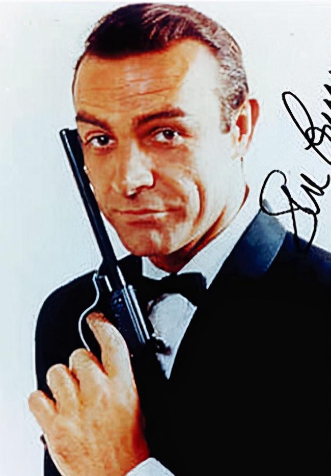 初代007肖恩康纳利去世图片