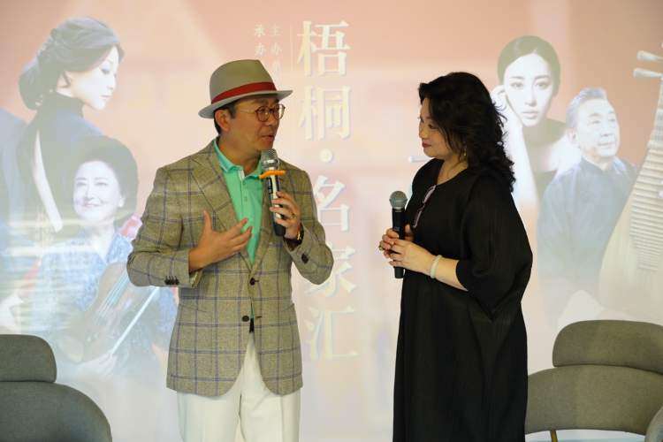 家门口的文化雅集!女高音歌唱家黄英把声乐课搬到了"梧桐·名家汇"