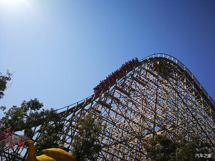 过山车项目之一,喜欢刺激的朋友不可错过!