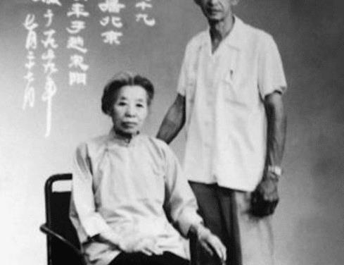 赵欣伯|赵欣伯死后留下30亿财产，妻子说钱多是祸害，却诉讼20年追回