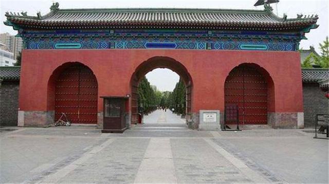 月坛公园|与天坛齐名的北京公园，皇帝来这里拜神，如今门票一元没什么人来