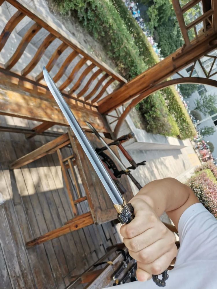 汉代最强的近战冷兵器红檀木环首刀