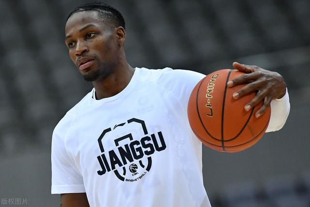 北京首钢男篮外援乔纳森.吉布森已与球队会合