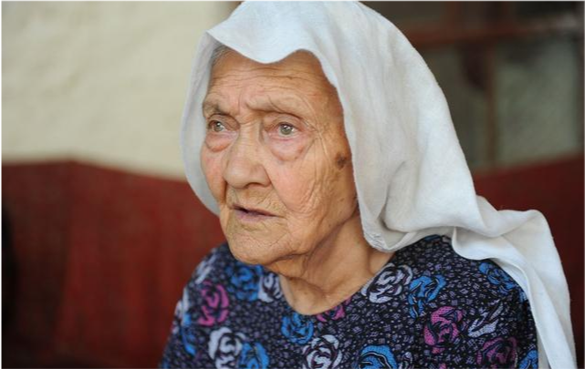 她出生于1886年,是中国第一寿星,也是世界上最长寿的人