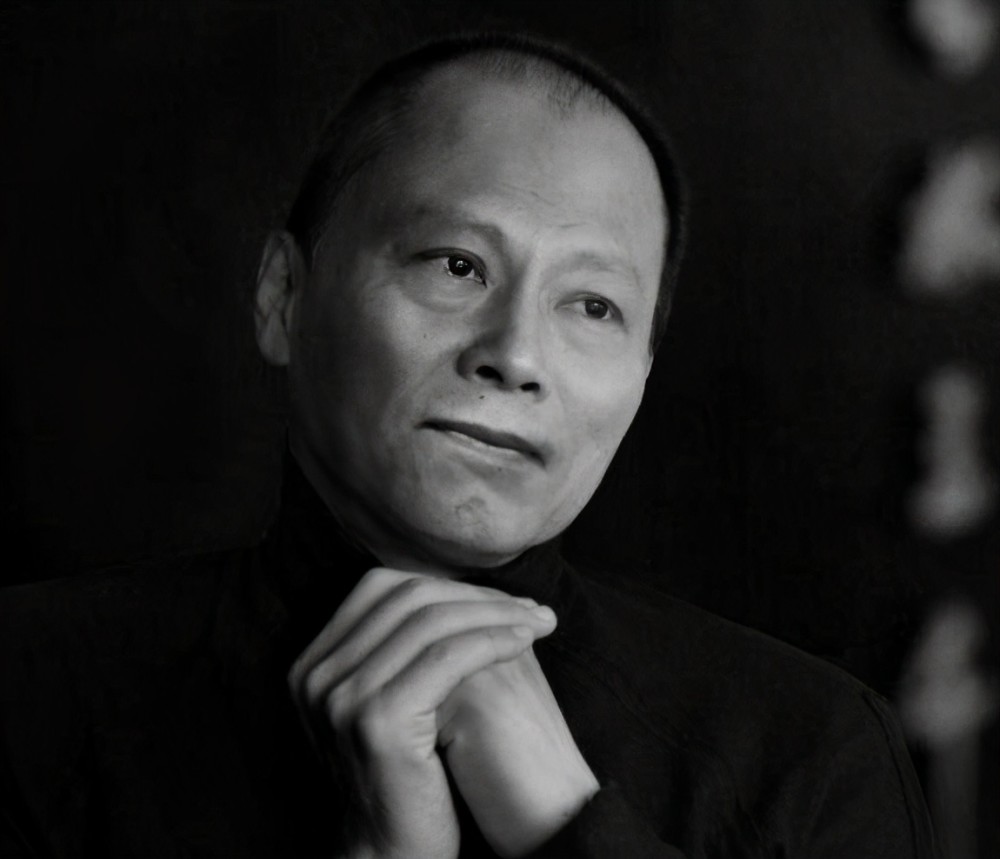 一路走好台湾著名导演因输血感染离世终年69岁生前全身插满管子