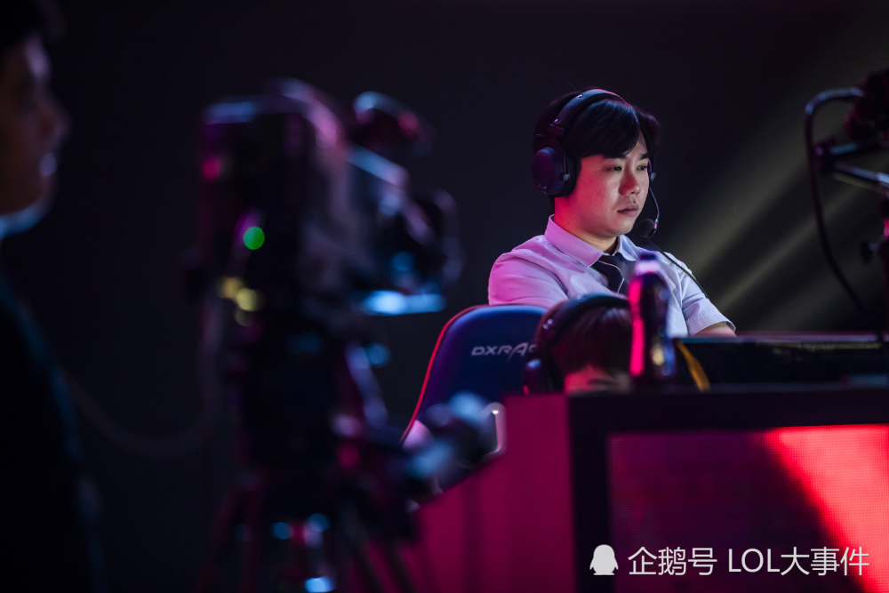 韩媒爆料，JDG主教练homme即将离队，2021年将不再任教