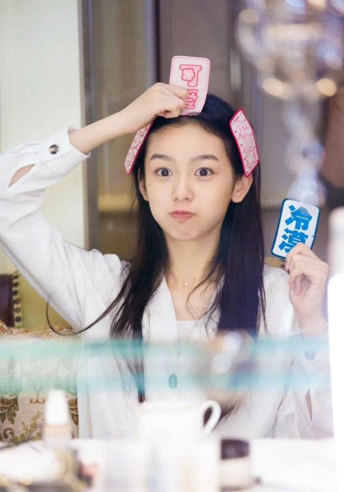 富家大小姐!她是北电校花,因霸凌周冬雨走红,被誉为小章子怡