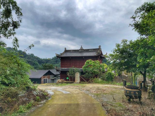 成都深山里的小道观,虽地处偏远鲜为人知,却有高人隐居于此