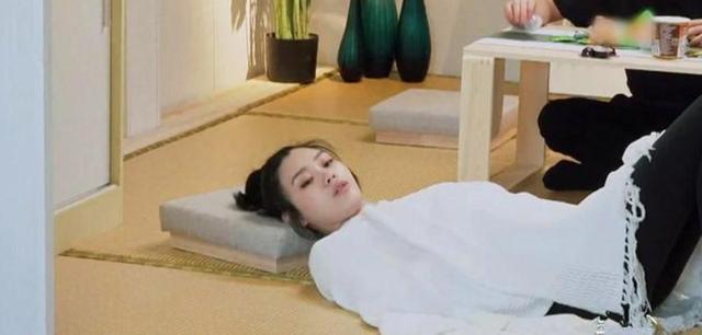 幸福三重奏|看过《幸福三重奏》之后，我大概相信，奚梦瑶何猷君是真爱了