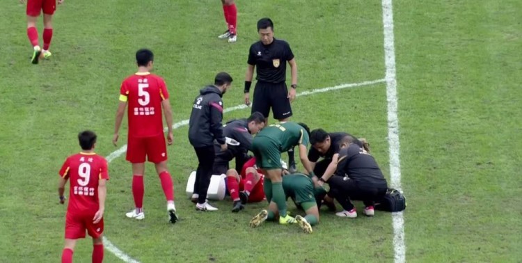 中甲冲超组-场面焦灼威胁攻势不多 亚泰0-0绿城均难言满意_腾讯新闻