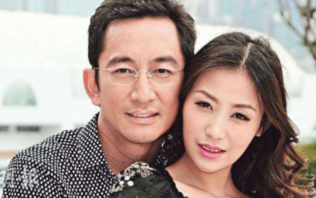 22岁嫁大21岁丈夫,7年败完5个亿,离婚后为千万不要女儿抚养权