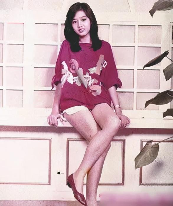 马来小姐朱丽倩用了22年时间等华仔女儿越来越像刘德华