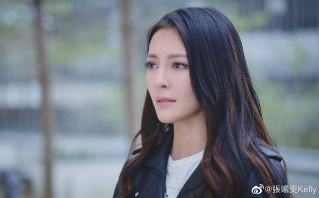 tvb花旦张曦雯上位速度像是坐了直升机,传言离不开这位大靠山_腾讯
