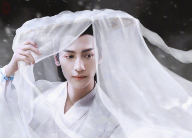 宋威龙|谁说只有飞云系会营业，宋威龙和井柏然也开始了，磕到了！