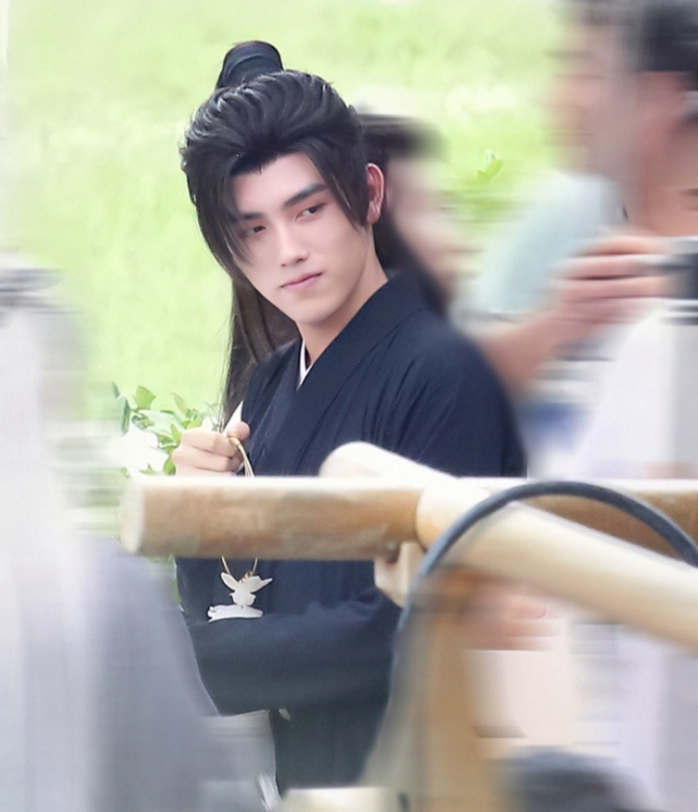 宋威龙|谁说只有飞云系会营业，宋威龙和井柏然也开始了，磕到了！