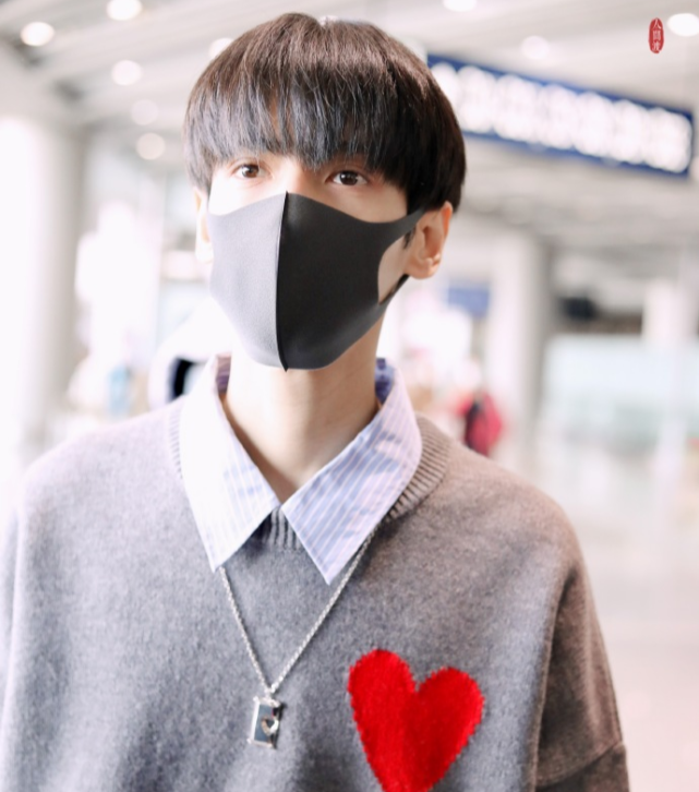 宋威龙|谁说只有飞云系会营业，宋威龙和井柏然也开始了，磕到了！