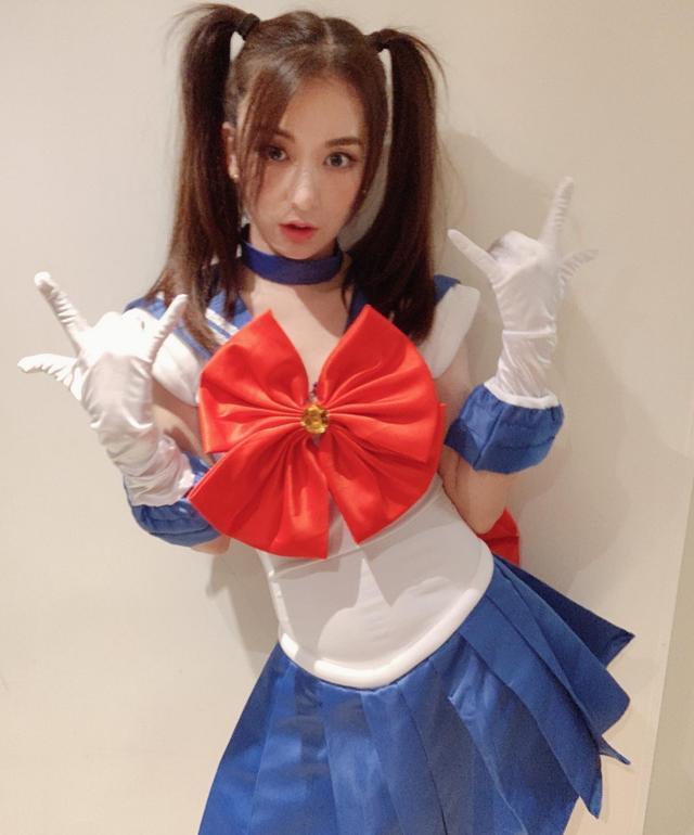 范冰冰|明星过万圣节：范冰冰和昆凌扮魔女，方媛扮水冰月，钟丽缇扮女巫