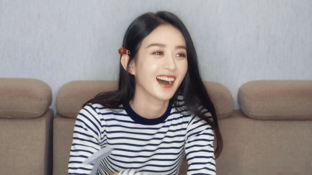 赵丽颖|赵丽颖罗晋同框拍戏，颖宝穿果绿色上衣笑容温婉，罗晋超帅