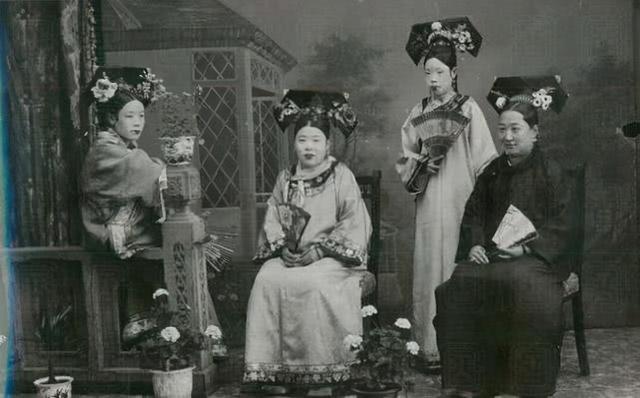 16岁少女被慈禧看中成为同治妃嫔,获三朝皇帝册封,却死于宫外_腾讯