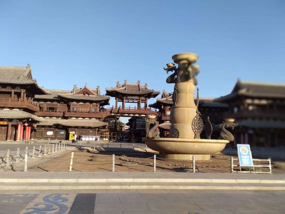 大同之恋之漫游华严寺广场_腾讯新闻