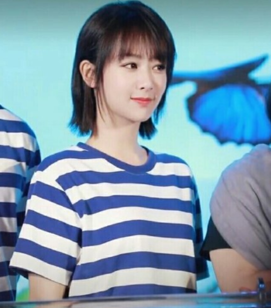 女心理师|《女心理师》开机，杨紫短发很俏皮，新戏合作井柏然还是熟悉班底