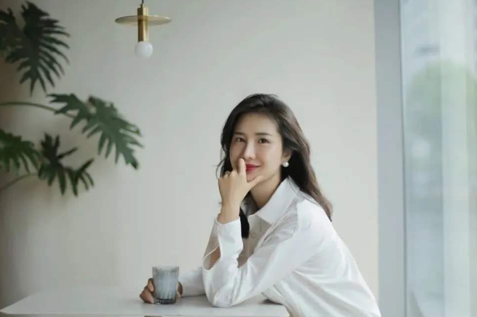 董花花|董花花宣战196天后才彻底清醒…