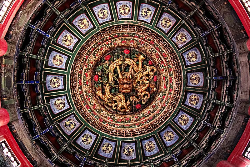 莫高窟|天花板的艺术：敦煌莫高窟藻井