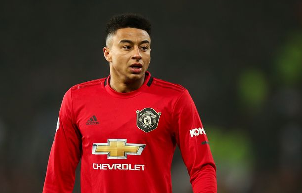 曼联计划调整中场出2进1!高薪吸引米兰核心,两大废将告别红魔