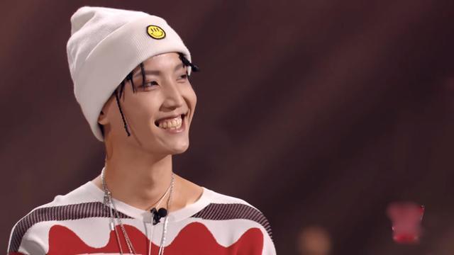 新说唱收官五强威尔跟着gai上晚会李佳隆呢这一季冠军有点拉胯啊