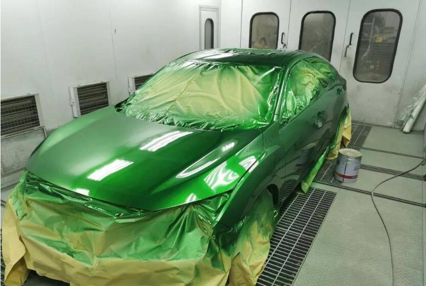 但是汽车喷漆有一个重要的店,就是不管你是那里车漆损坏,只要喷漆,那