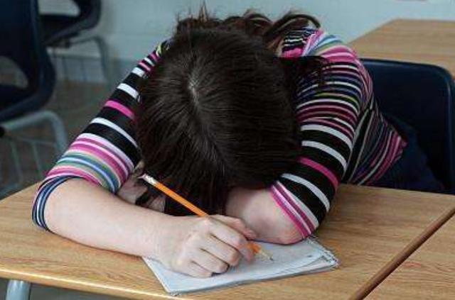 学生月考成绩差,不要慌,做好这3点可能逆袭成"黑马"