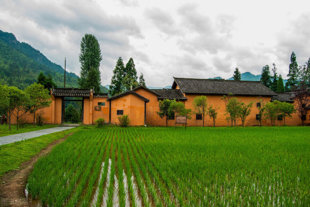 违建|几十年的房子成违建：无产权证的老房子何去何从？