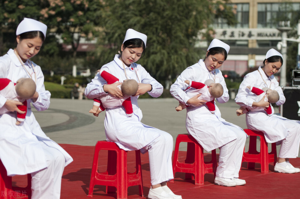 产后如何快速下奶 吃什么下奶快 这里有办法 1周实现母乳喂养 腾讯新闻