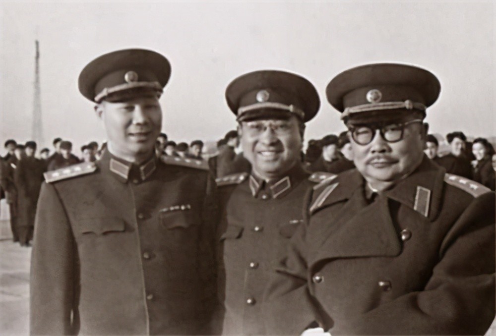 赵瑛与特工之王李克农虎穴潜伏白丁之身却拥有上将之功