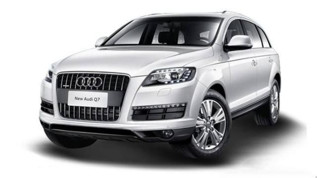 奥迪q5价格低至32万 颜值高 不屑于宝马x5 宝马x5 奥迪q5 奥迪 奥迪q5l 宝马 汽车品牌 奥迪quattro