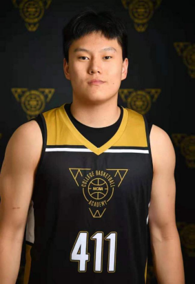 李弘权结缘篮球