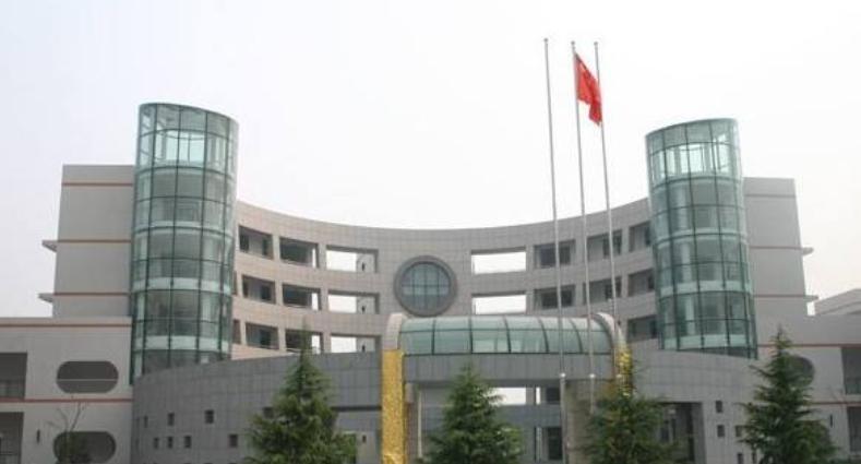 勇进中学5.杭州十三中4.保俶塔实验学校3.钱江新城实验学校2.