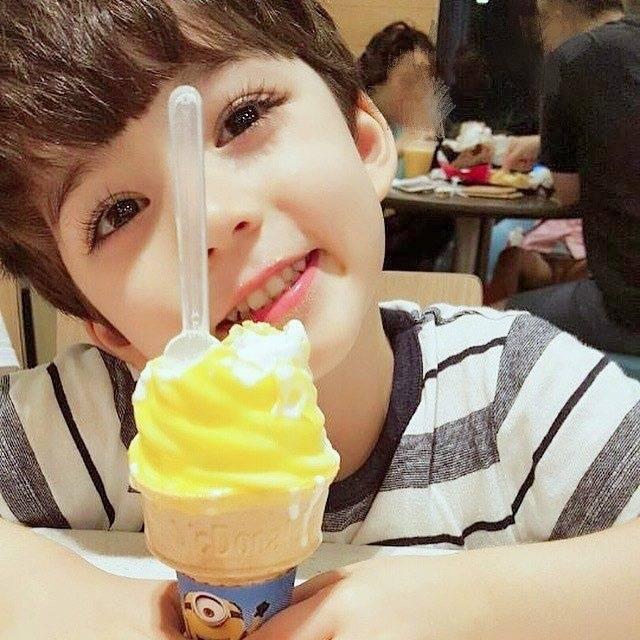 中国夫妇生出混血婴儿,数次鉴定都为亲生,姥姥无奈说出真相_腾讯新闻