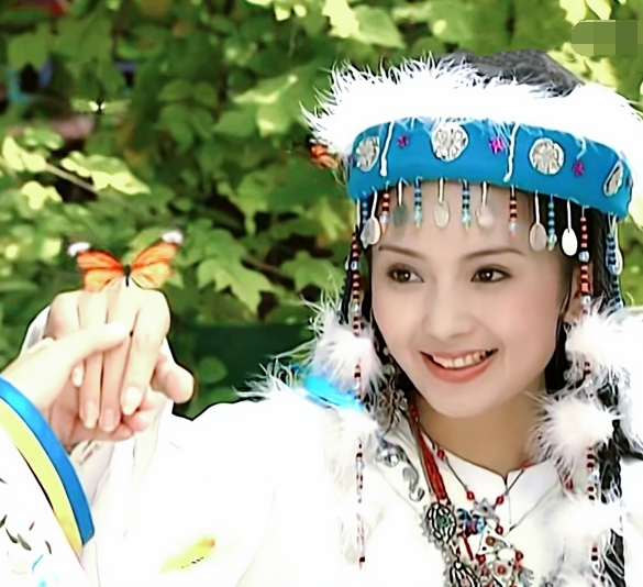 颁奖礼戴"真蝴蝶结"惊艳全网|香妃|张译|还珠格格第二部|还珠格格