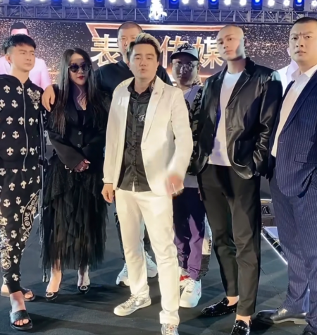 网红|知名网红表哥办盛典有排面，百位网红齐聚，许华升甄子丹大咖助阵