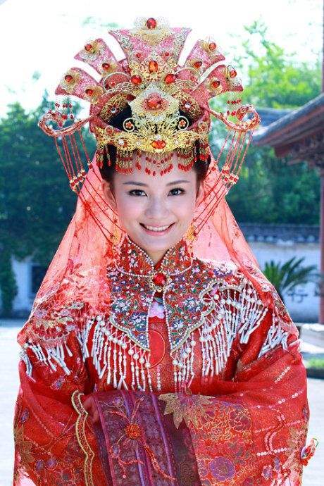 王宝钏苦守寒窑18年封皇后18天离世薛平贵杀妻骗保被隐瞒