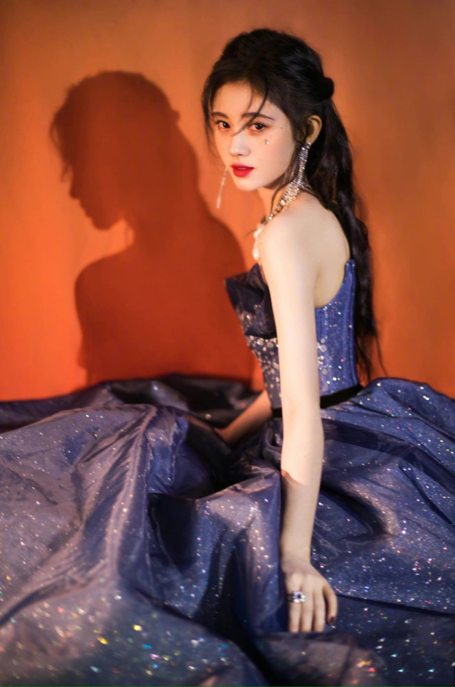 如意芳霏|《如意芳霏》热播，鞠婧祎凭傅容一角，再次爆红成为流量小花？