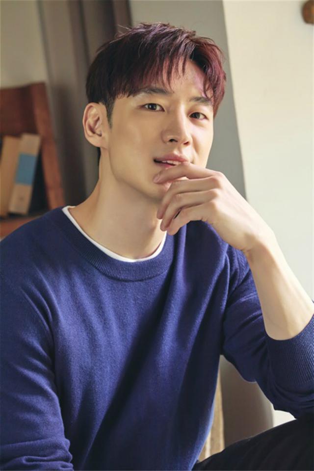 电影盗墓同盟李帝勋本来不是狡猾的人通过角色完美变身