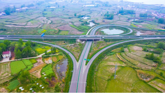 驰骋长三角,天长编织一体化发展"交通网"_腾讯新闻