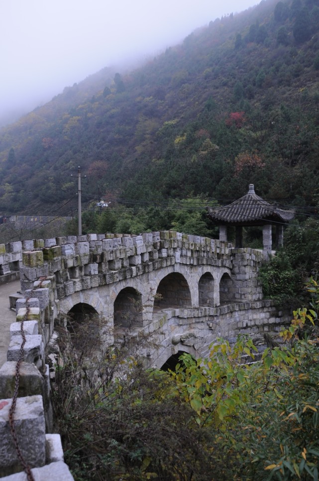 西安这座石拱桥上桥太惊艳了位于秦岭古道上进山500米即到